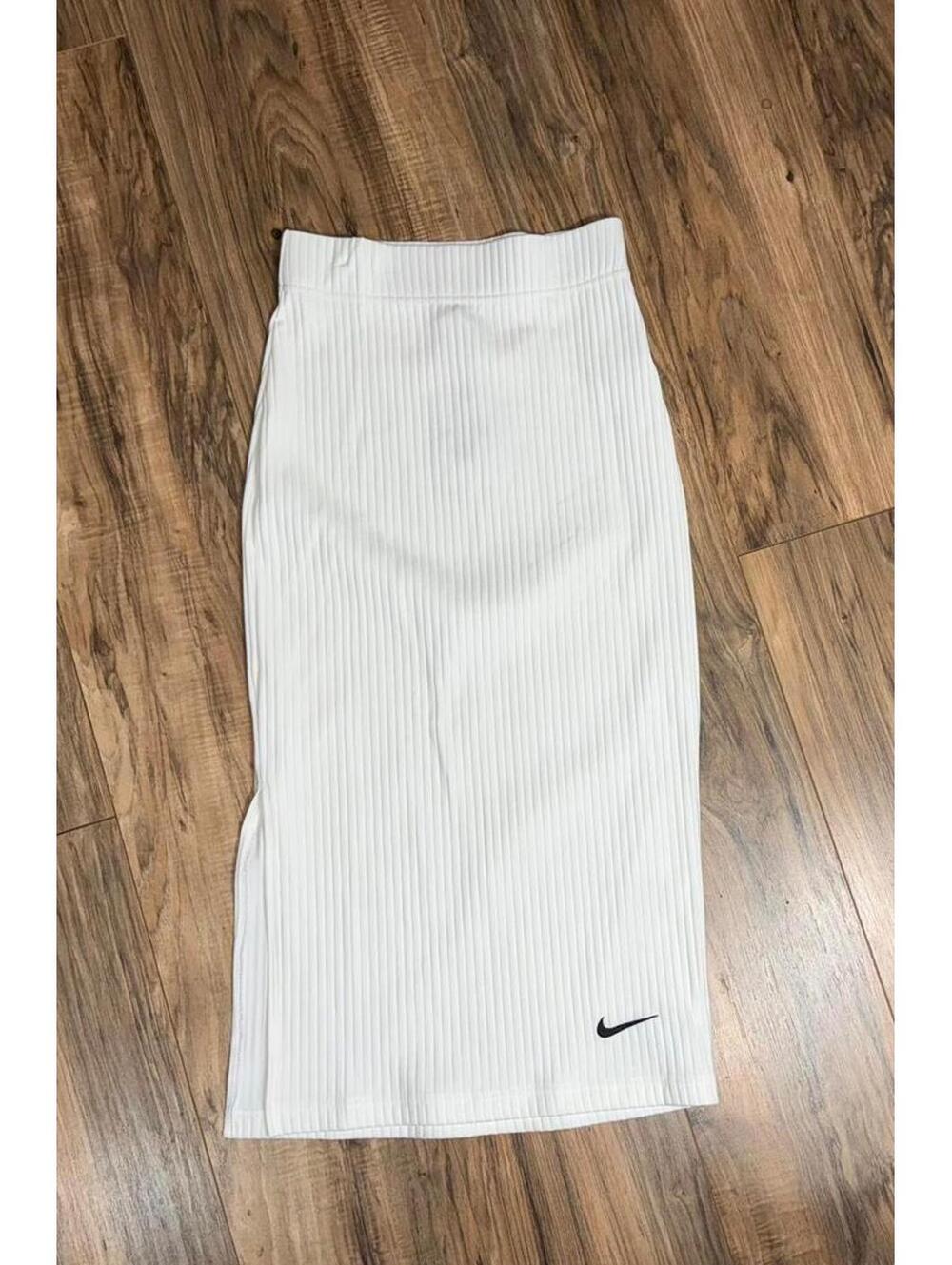 Nike Sportswear Women's High-Waisted Ribbed Jersey Midi Skirt